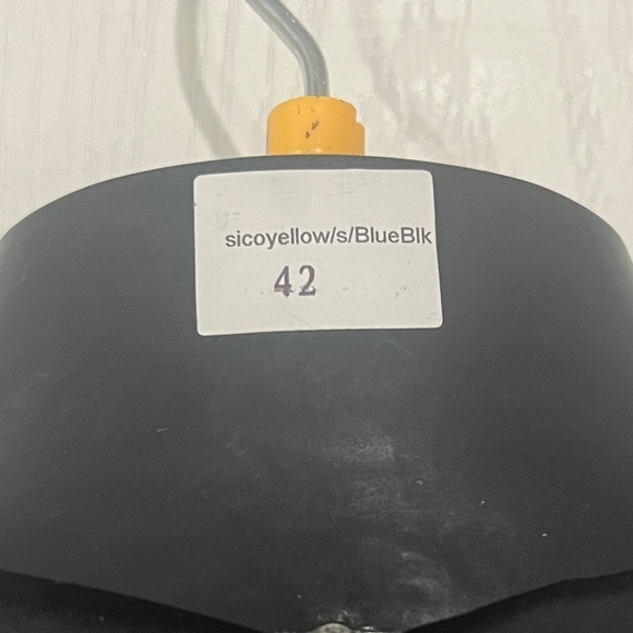 Angelino Gold and Blue Sequin Blazer - Picture 5 of 6